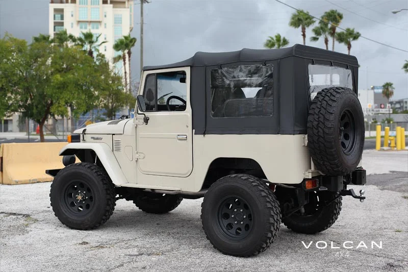 pacho-82-fj40-dune-beige-0007.webp