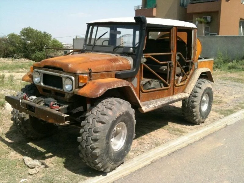 Pakistan Quad Cab 40 Ute.webp