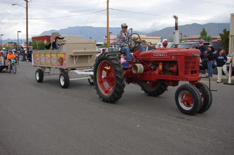 parade.webp