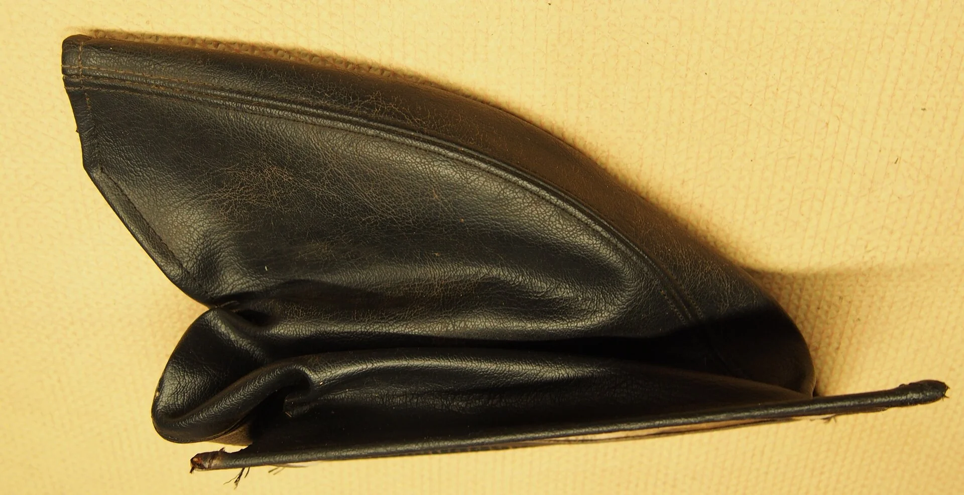 Park brake boot 1.webp