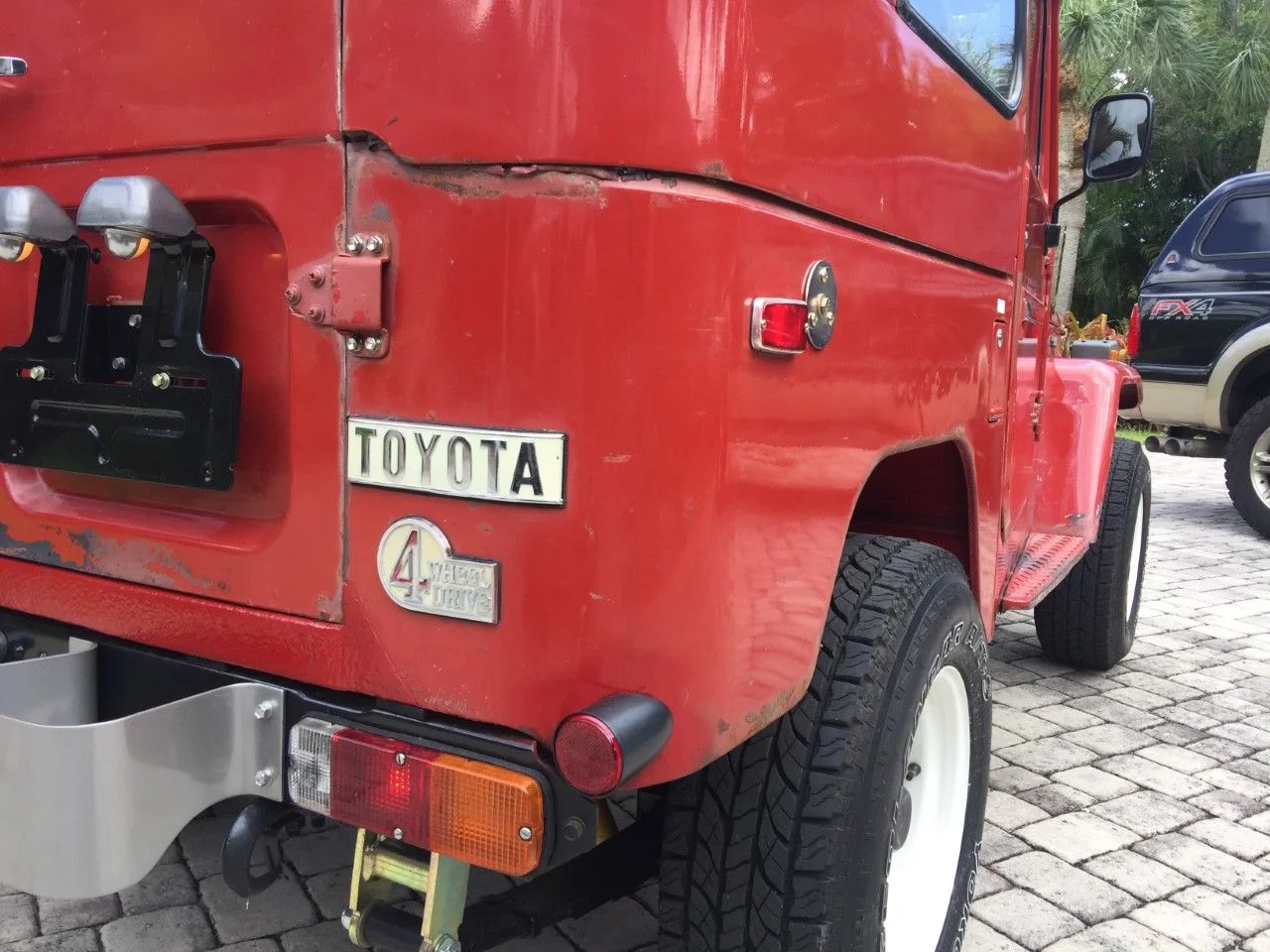 Passenger rear lights.webp