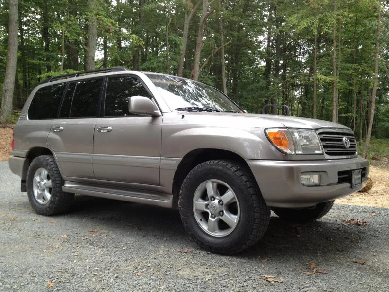 2004 UZJ100 - Clean east coast truck