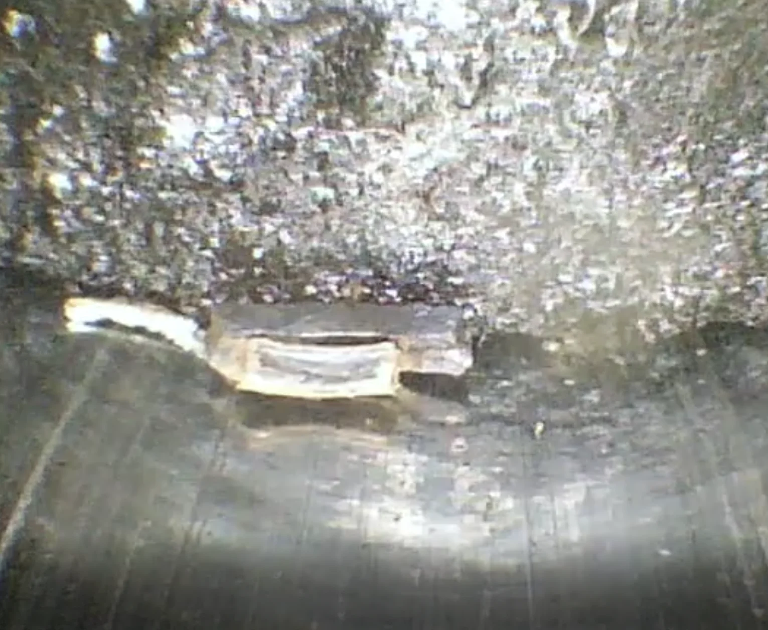 Piston Head Debris.PNG