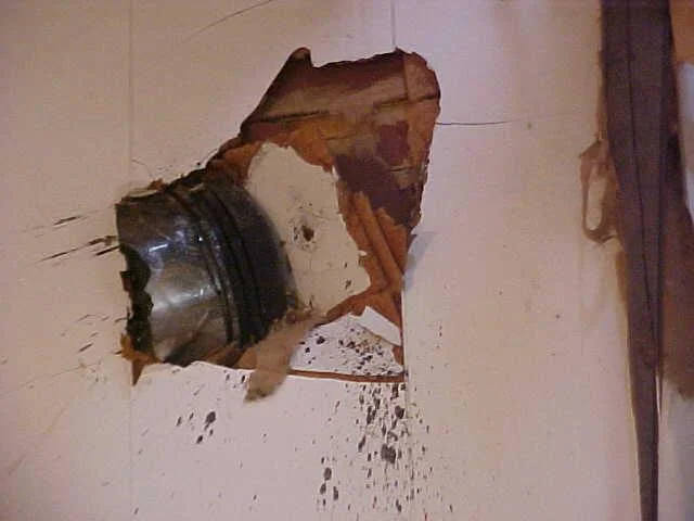pistoninwall.webp