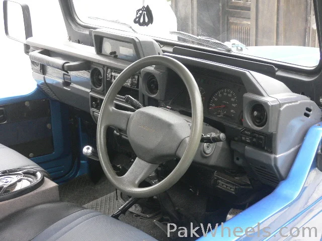 prado dash 3.webp