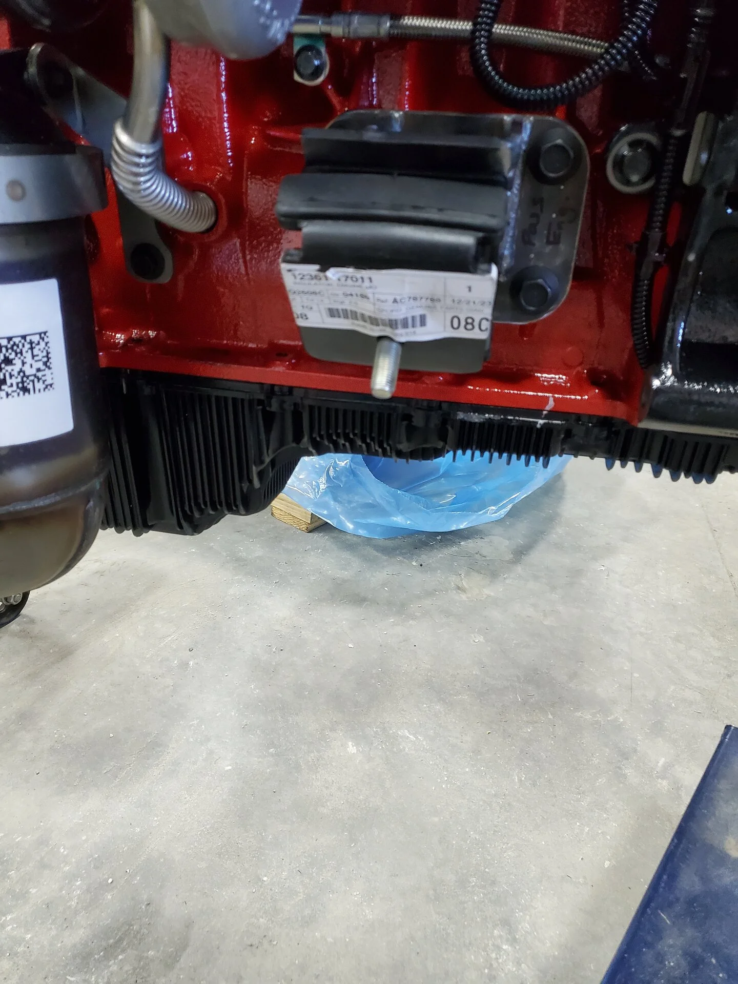 PS MOTOR MOUNT BOLTED TO THE BLOCK.webp