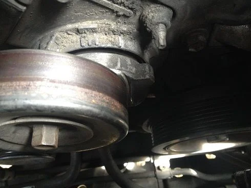 pulley tensioner groove 1.webp