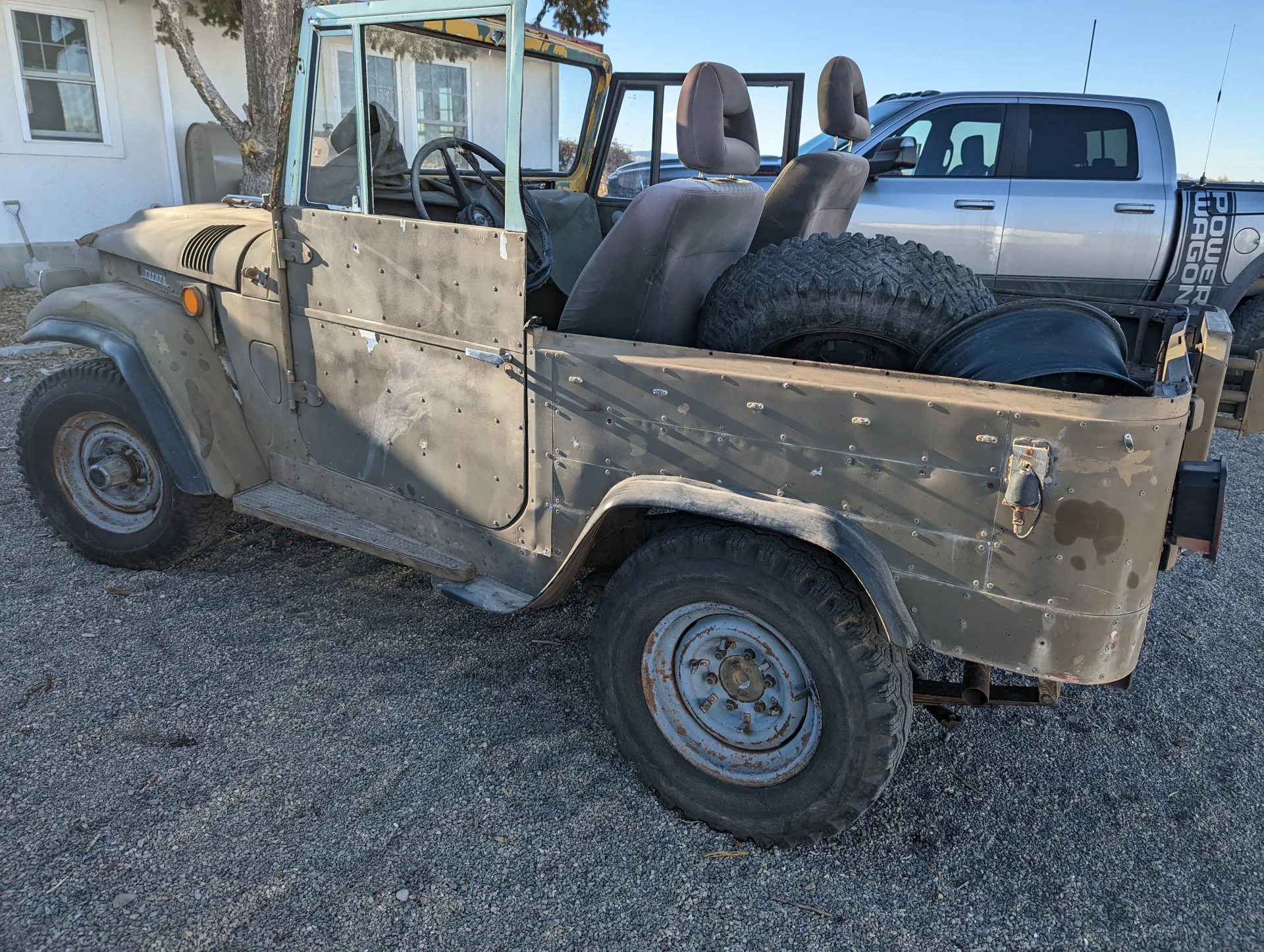 1968 FJ40 in Colorado with TONS of parts $5500