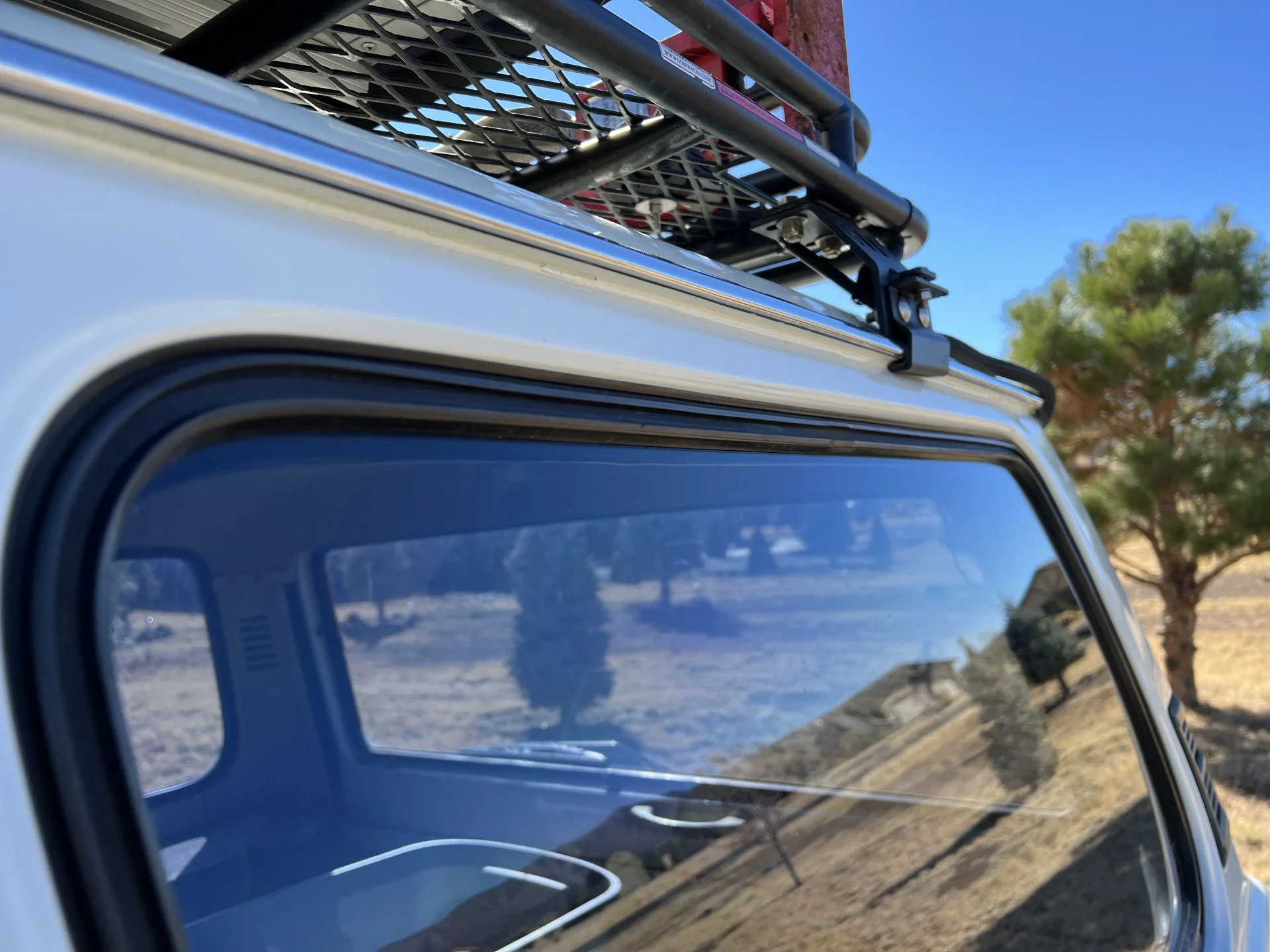 Quarter Window Repair 1.webp