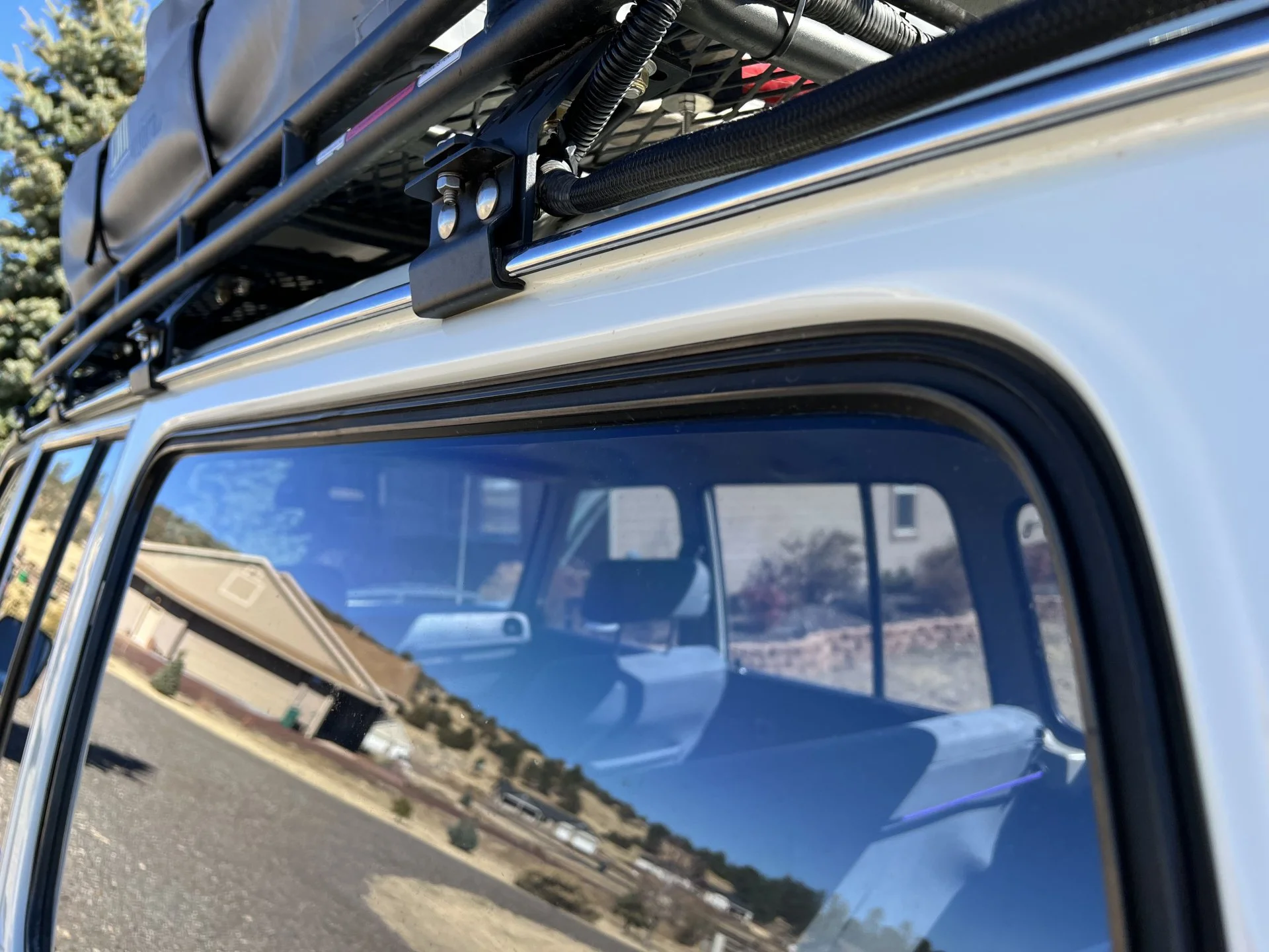 Quarter Window Repair 2.webp