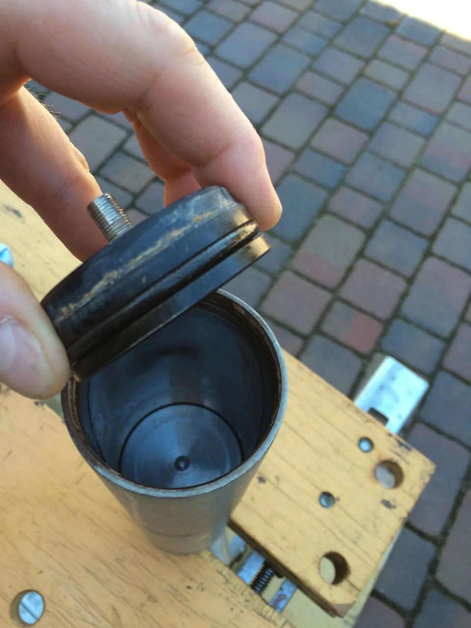 Radflo OVH13, remote cap removed.webp