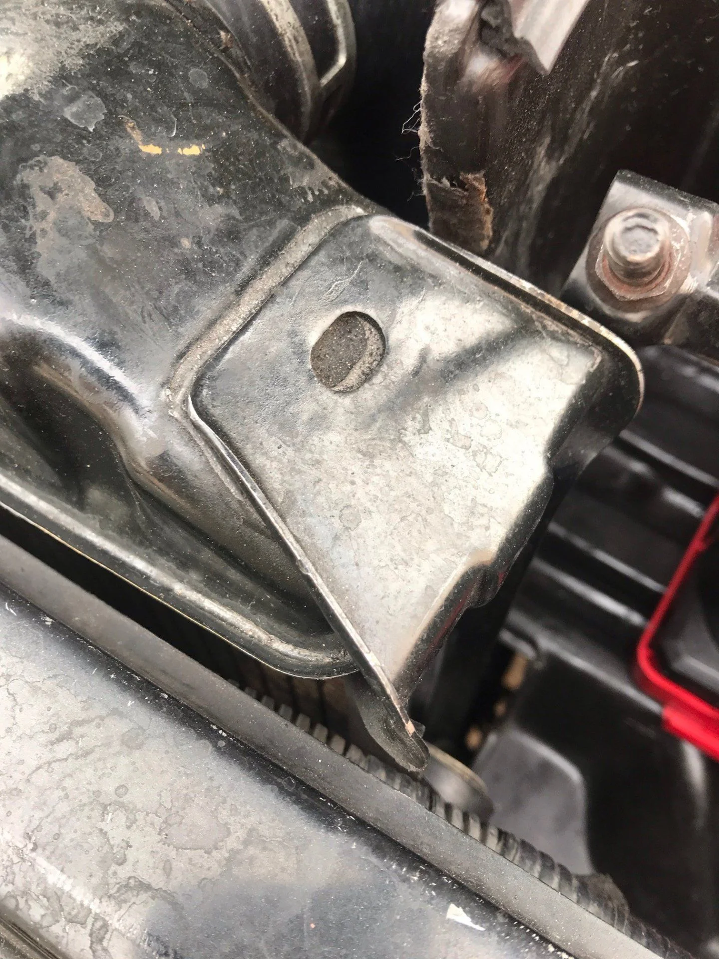 Radiator mount2.webp