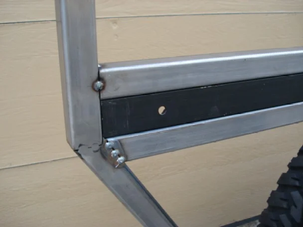 rail3.webp