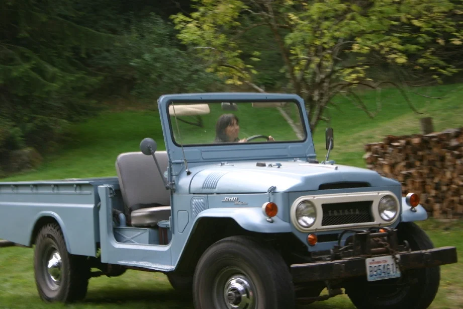 rav at wheel.JPG