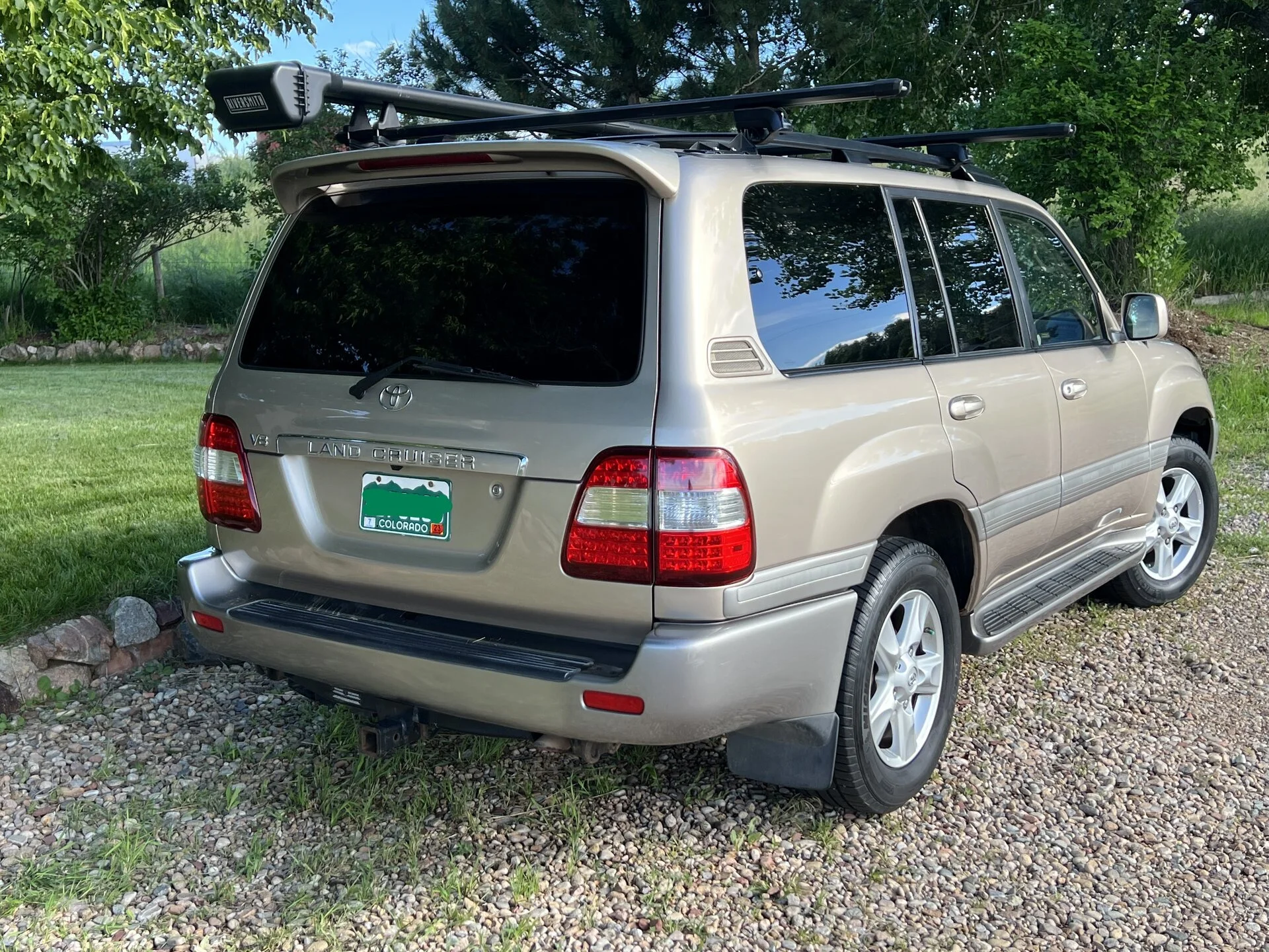 rear and right side.webp