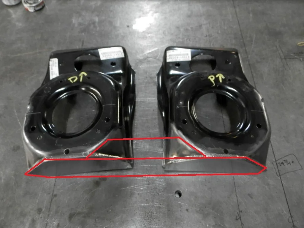 Rear buckets.webp