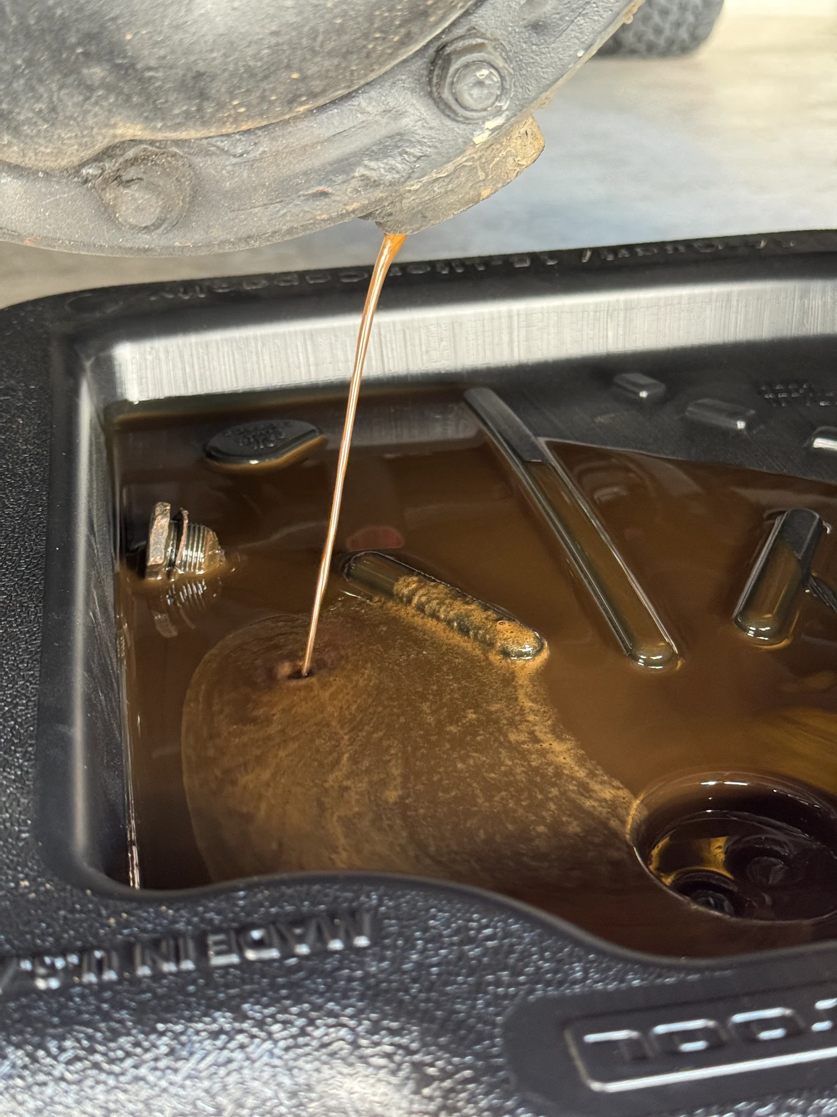 Rear Diff oil.webp