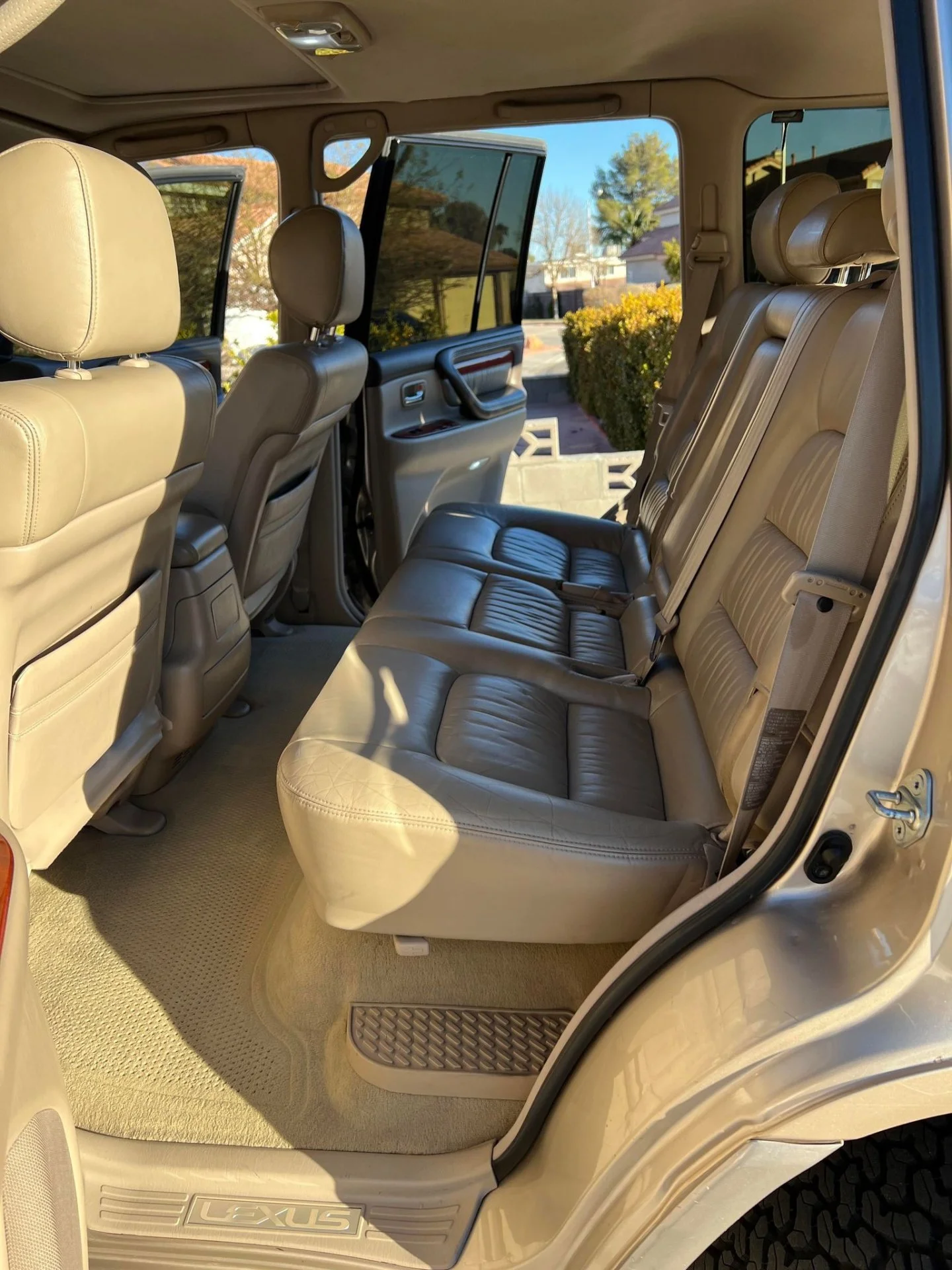Rear Driver Bench.jpg