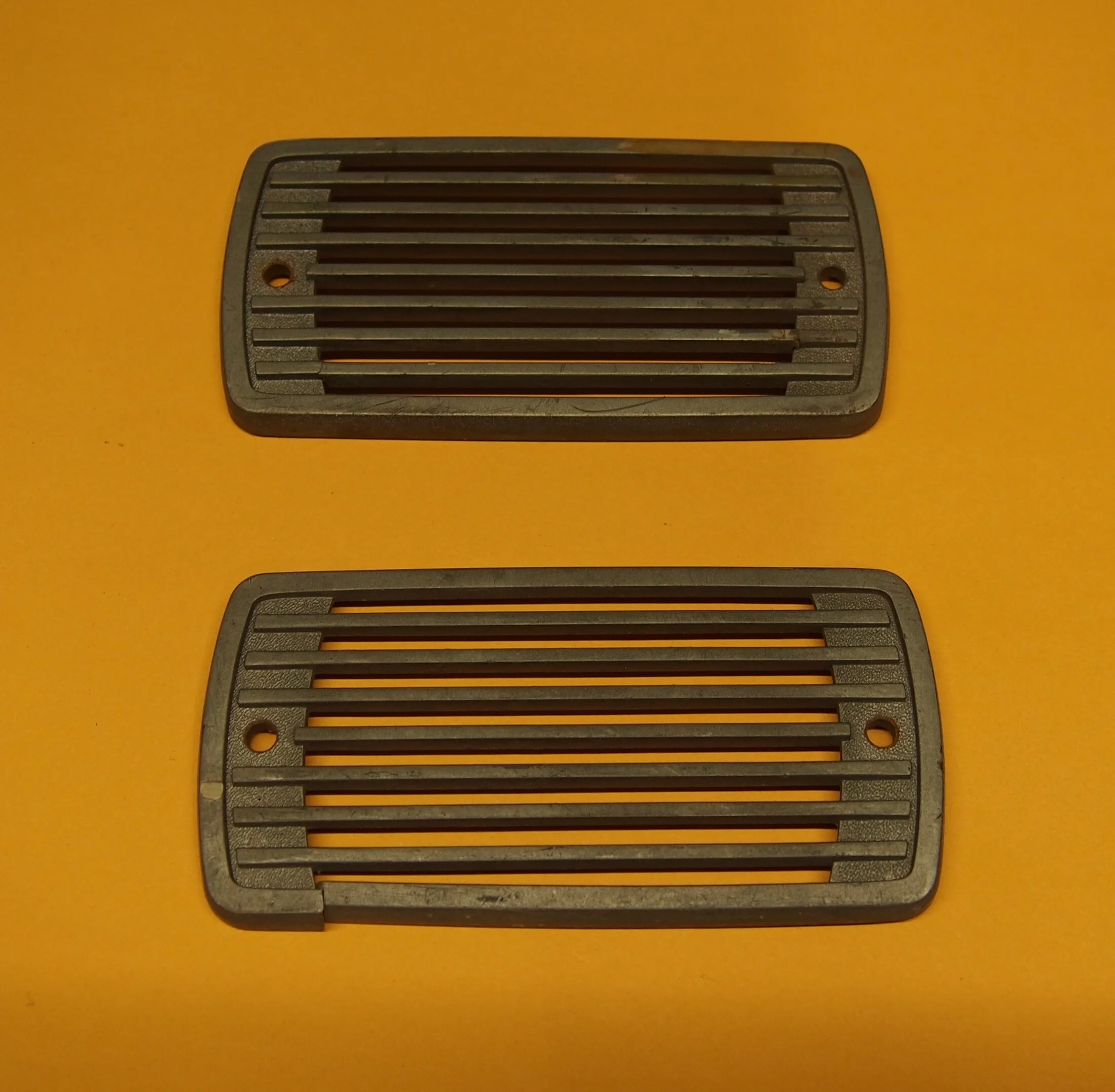 Rear grilles 1.webp