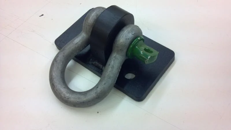 rear pintle recovery point with shackle.webp