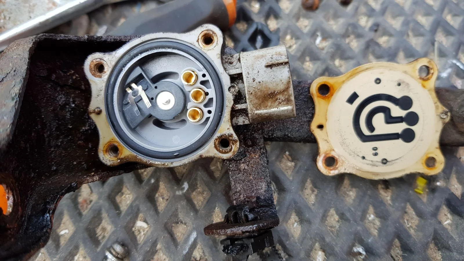 Rear sensor.webp