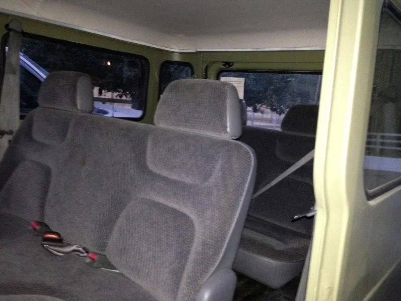 rear_seats1.webp