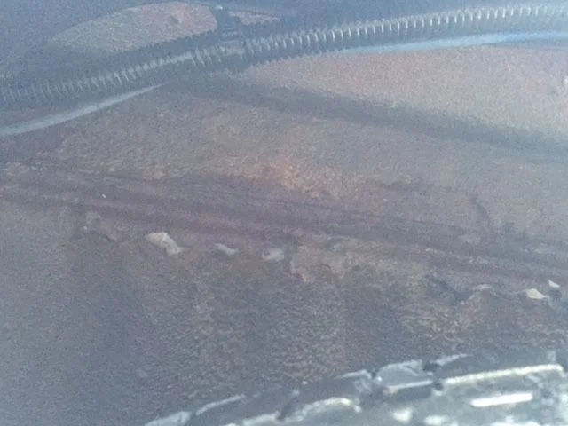 Red - floor rust & rear sill 2.webp