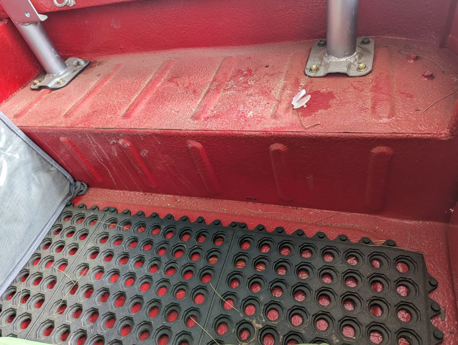red lc Mat.webp