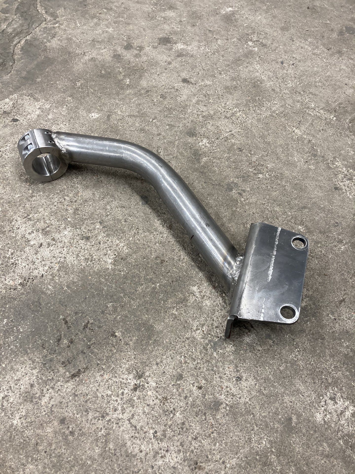 Red Line 3 on the tree power steering mount2.jpg