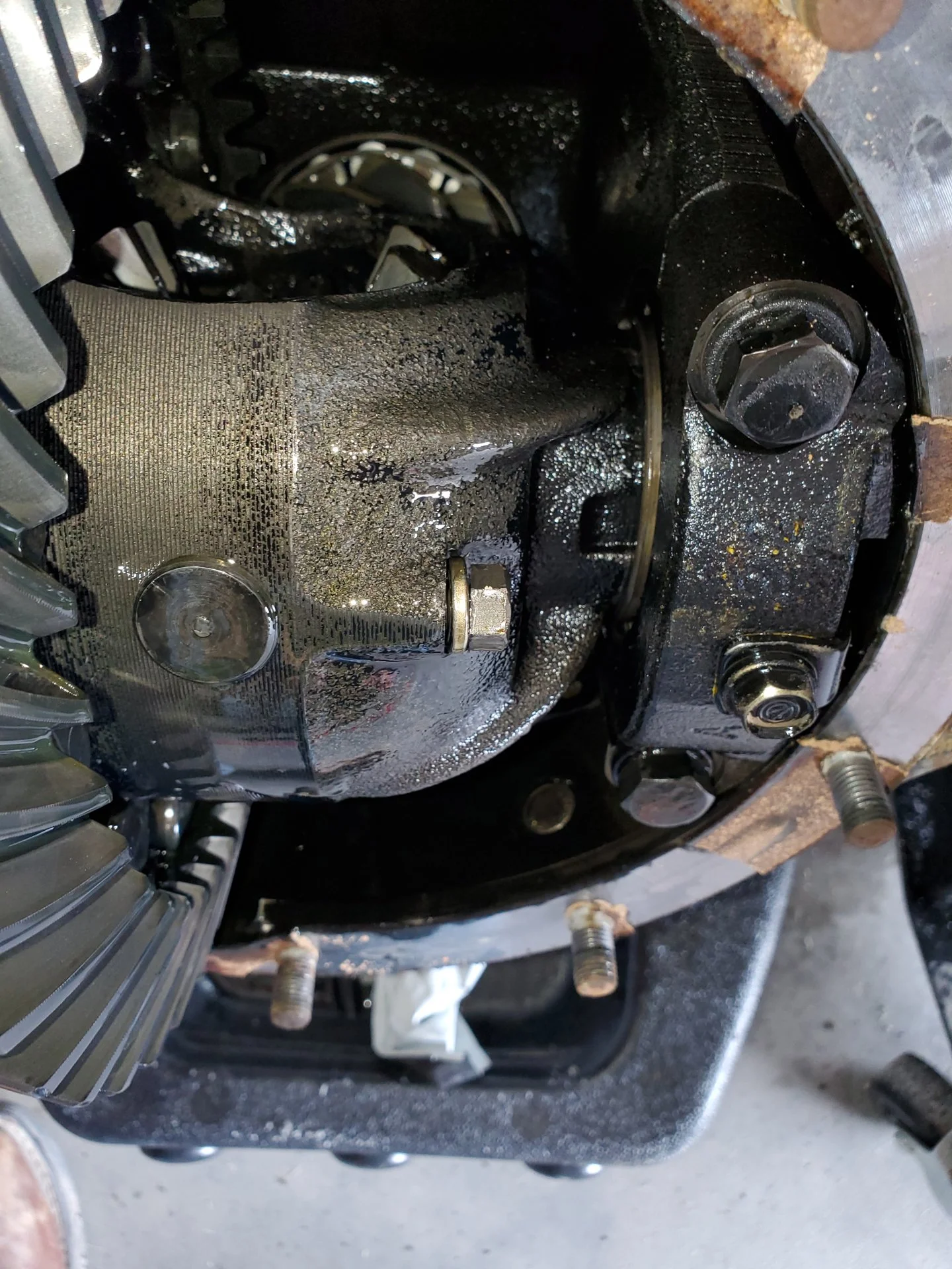 REMOVING THE RETAINER BOLT.webp