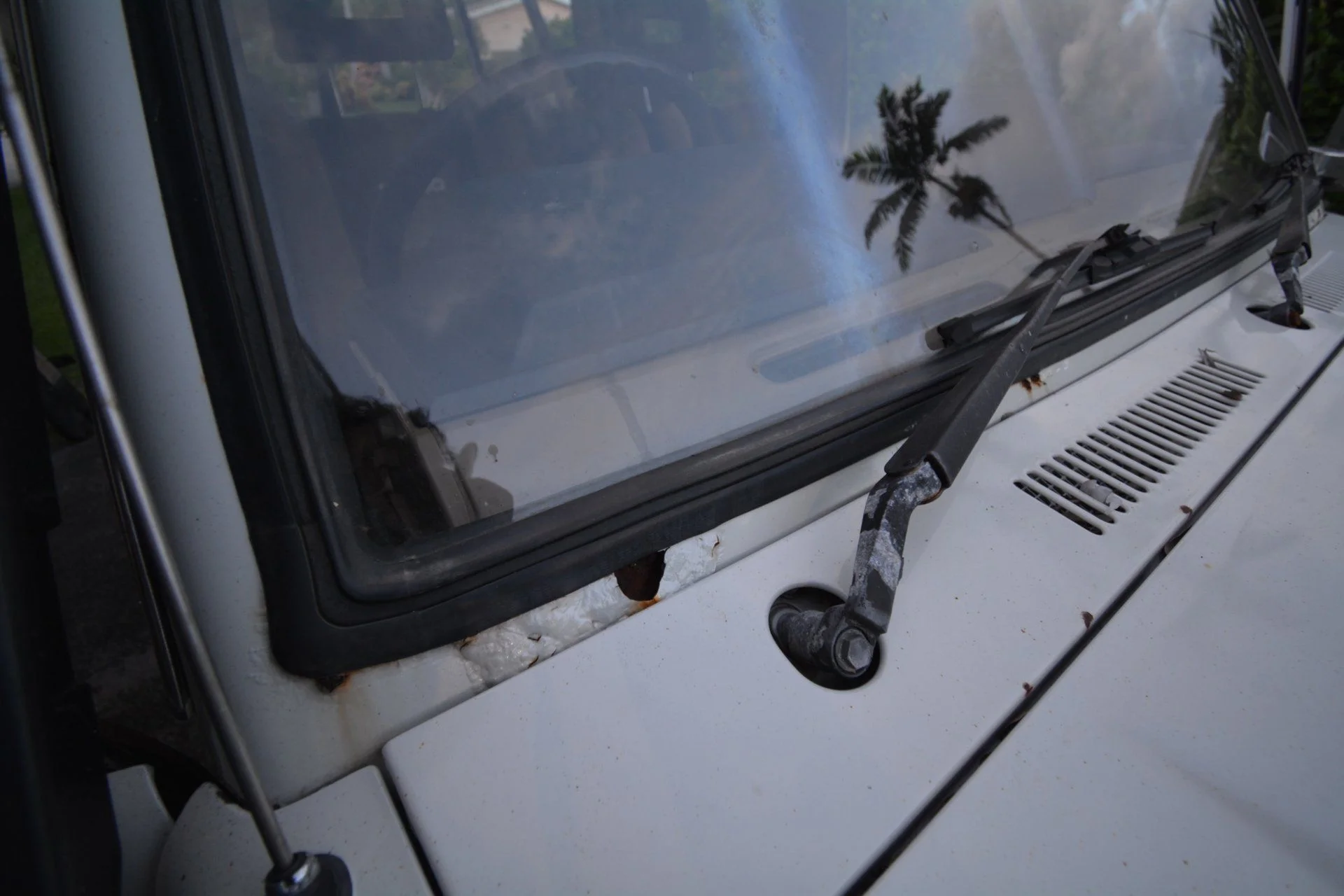 resized windshield rust.webp