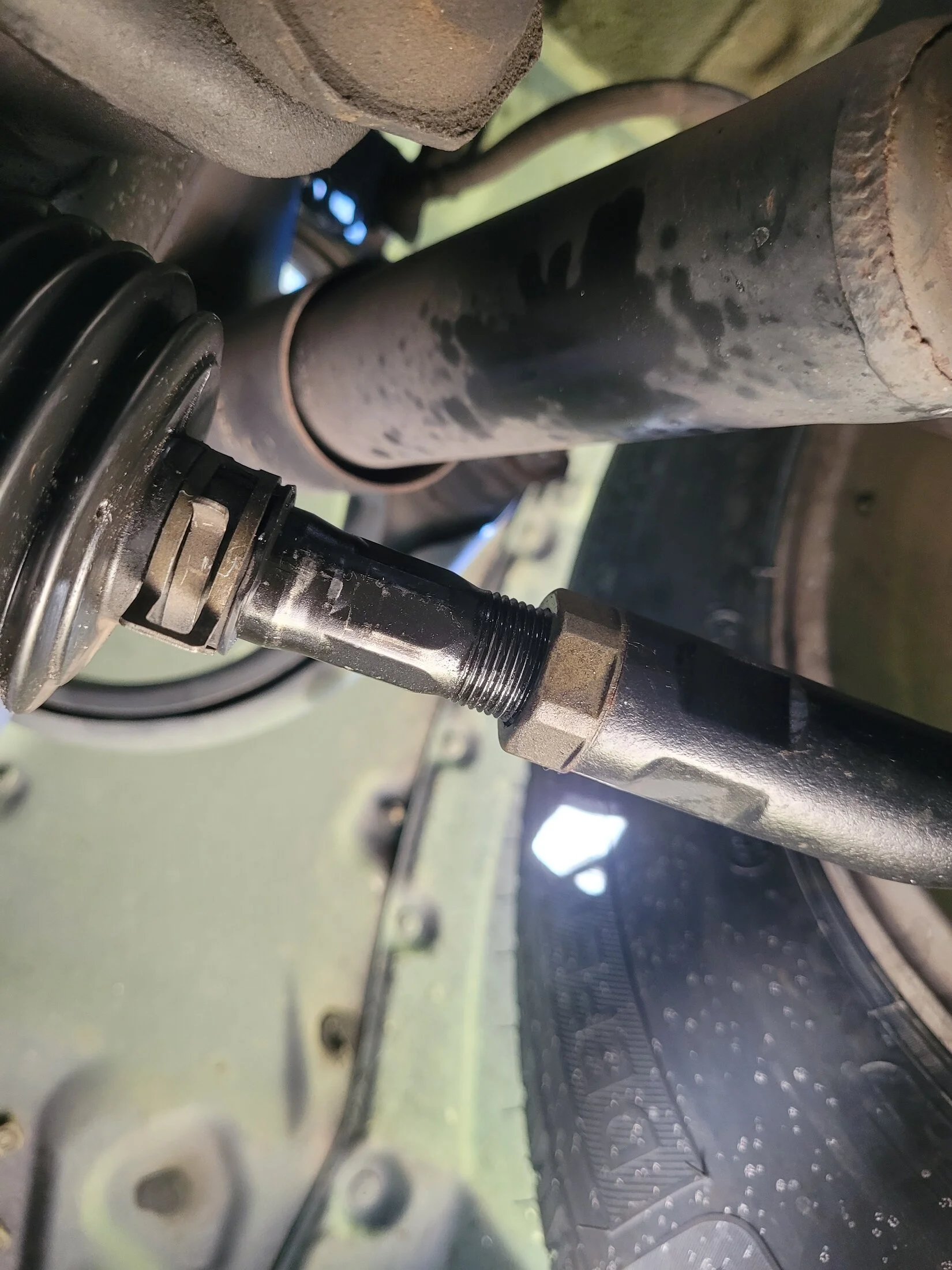 Right-Fixed by moving Gaiter and Clamp and tightening-1.jpg
