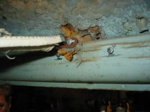 right hl bow that was screwed into wood.webp