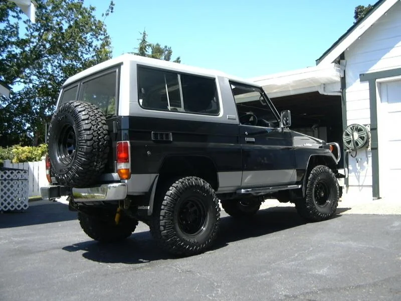 Right-Rear-BJ74.webp
