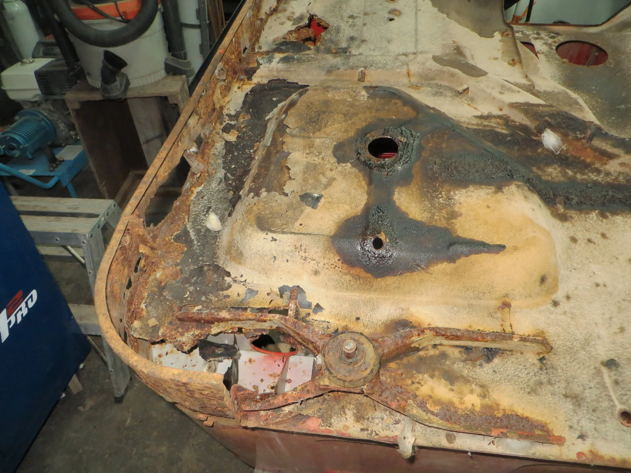 right rear cab mount.webp