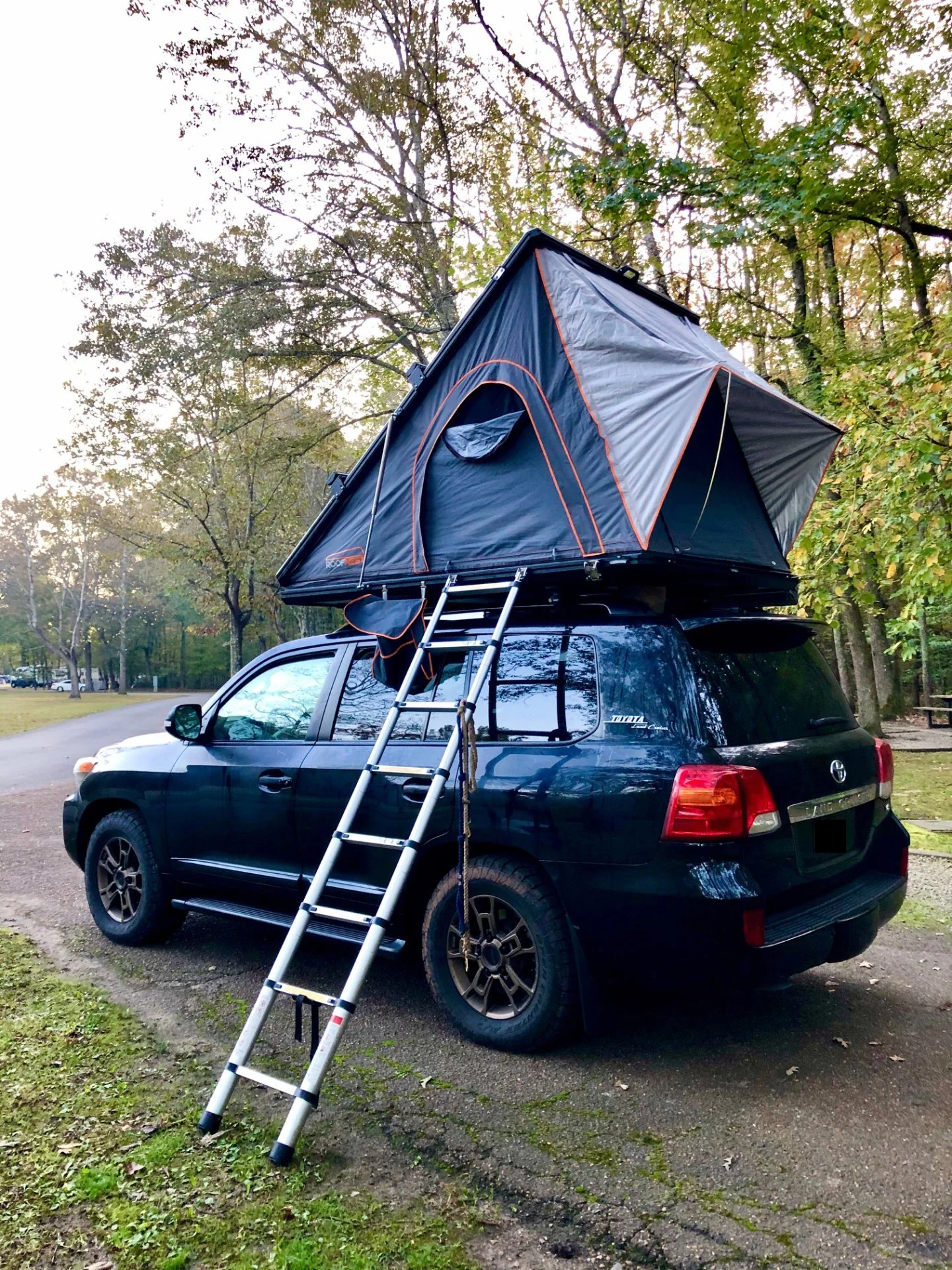 For Sale - Roofnest Falcon XL Hardshell Rooftop Tent - Chicago | IH8MUD  Forum