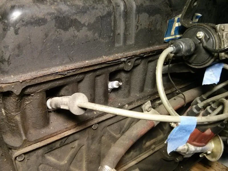 rr-cylinder-head-f.webp