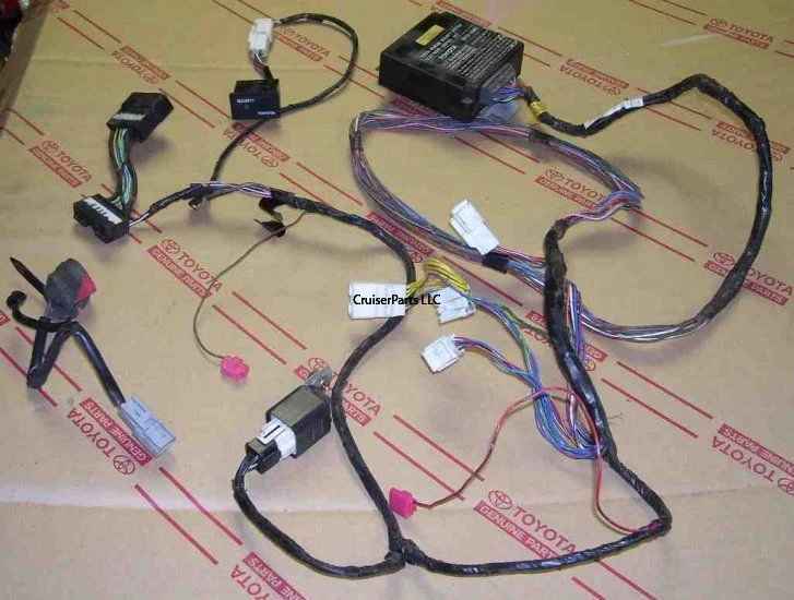 RS3000_Harness.webp