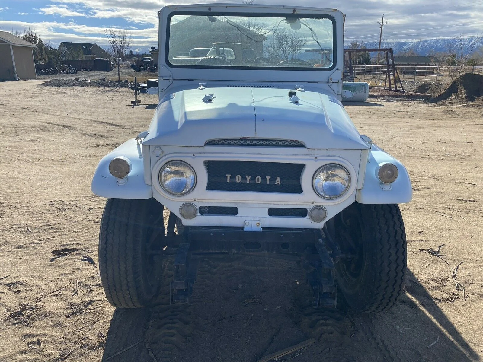 1966 Toyota Land Cruiser FJ40 - White No HT, pretty original good price