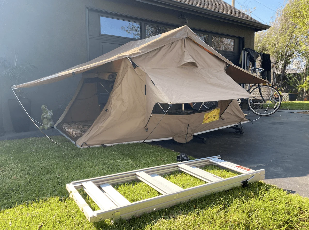 SOLD Eezi Awn Series 3 Roof Top Tent For Sale. Redondo Beach, CA Perfect Condition