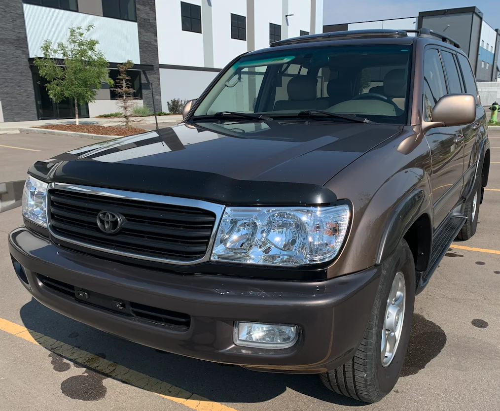 Calgary, Alberta - 2000 Land Cruiser