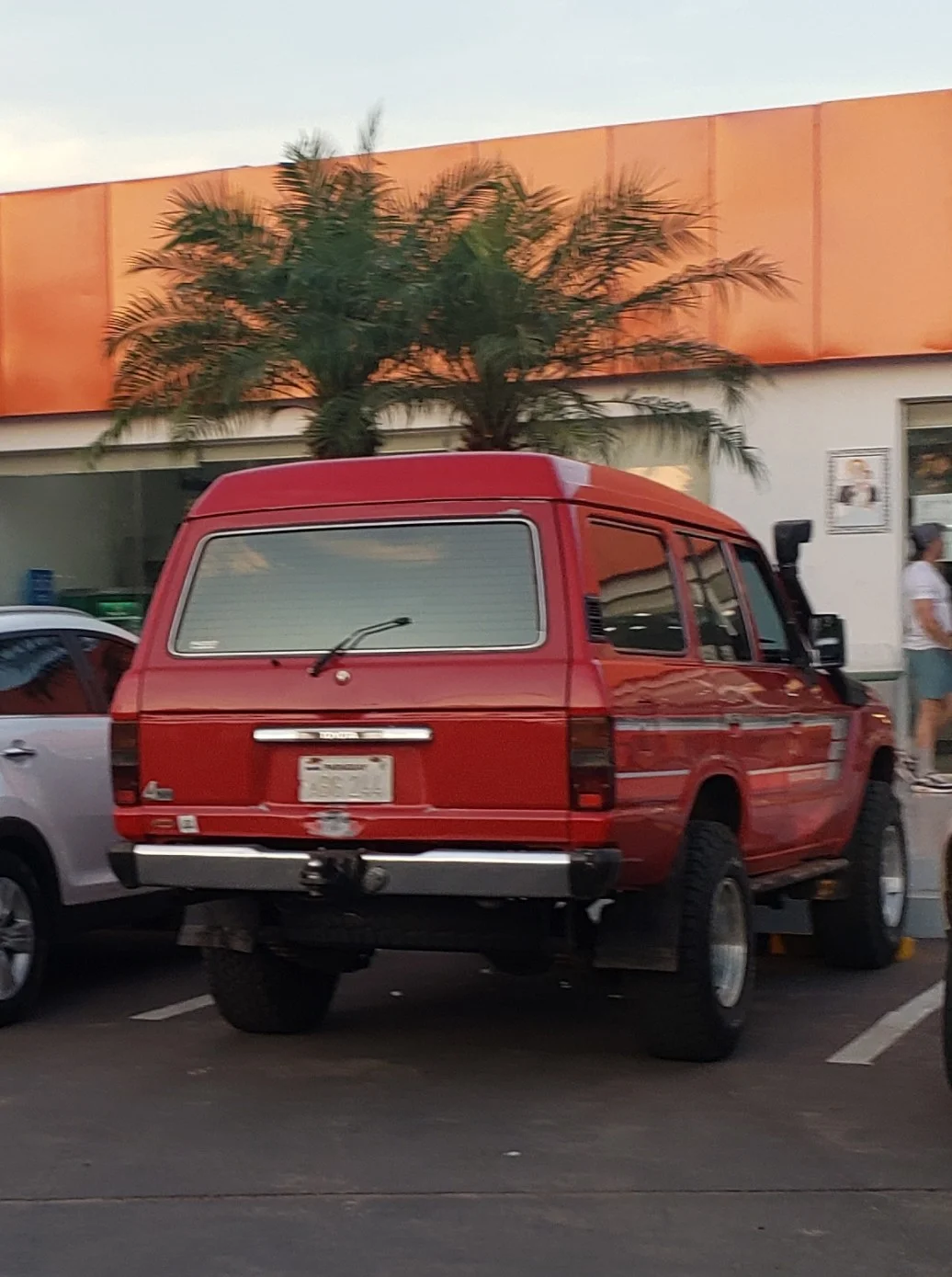 Screenshot_20241129-200859_Photos.webp