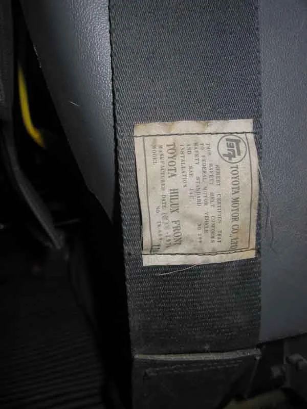 seat belt resized 1.webp