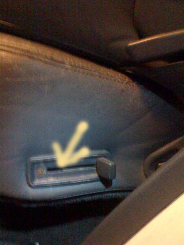 seat lever plastic cover.jpg