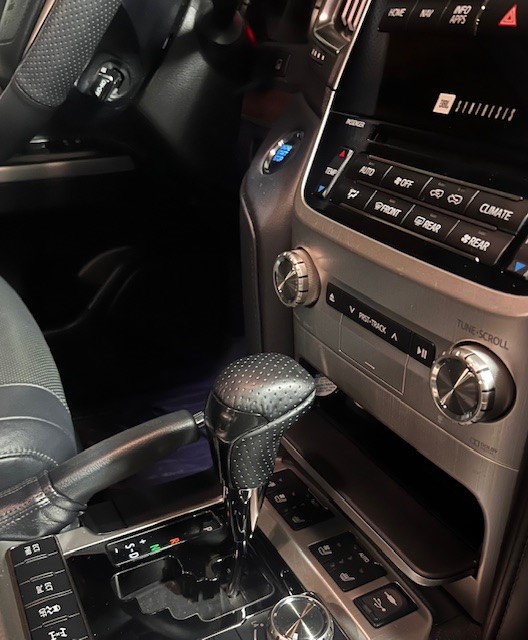 Shift Knob.jpg