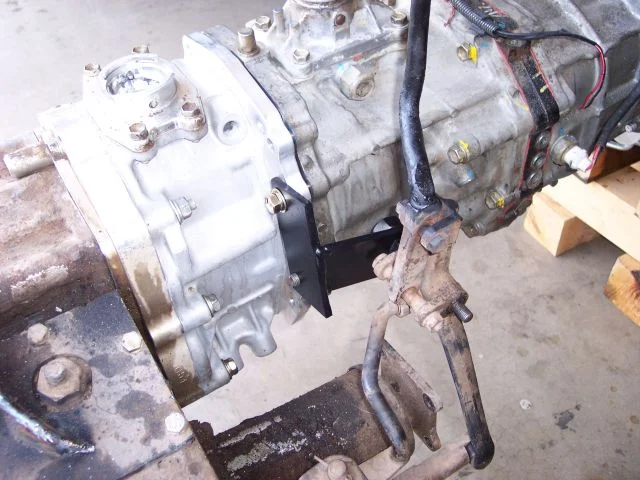 shifter bracket.jpg