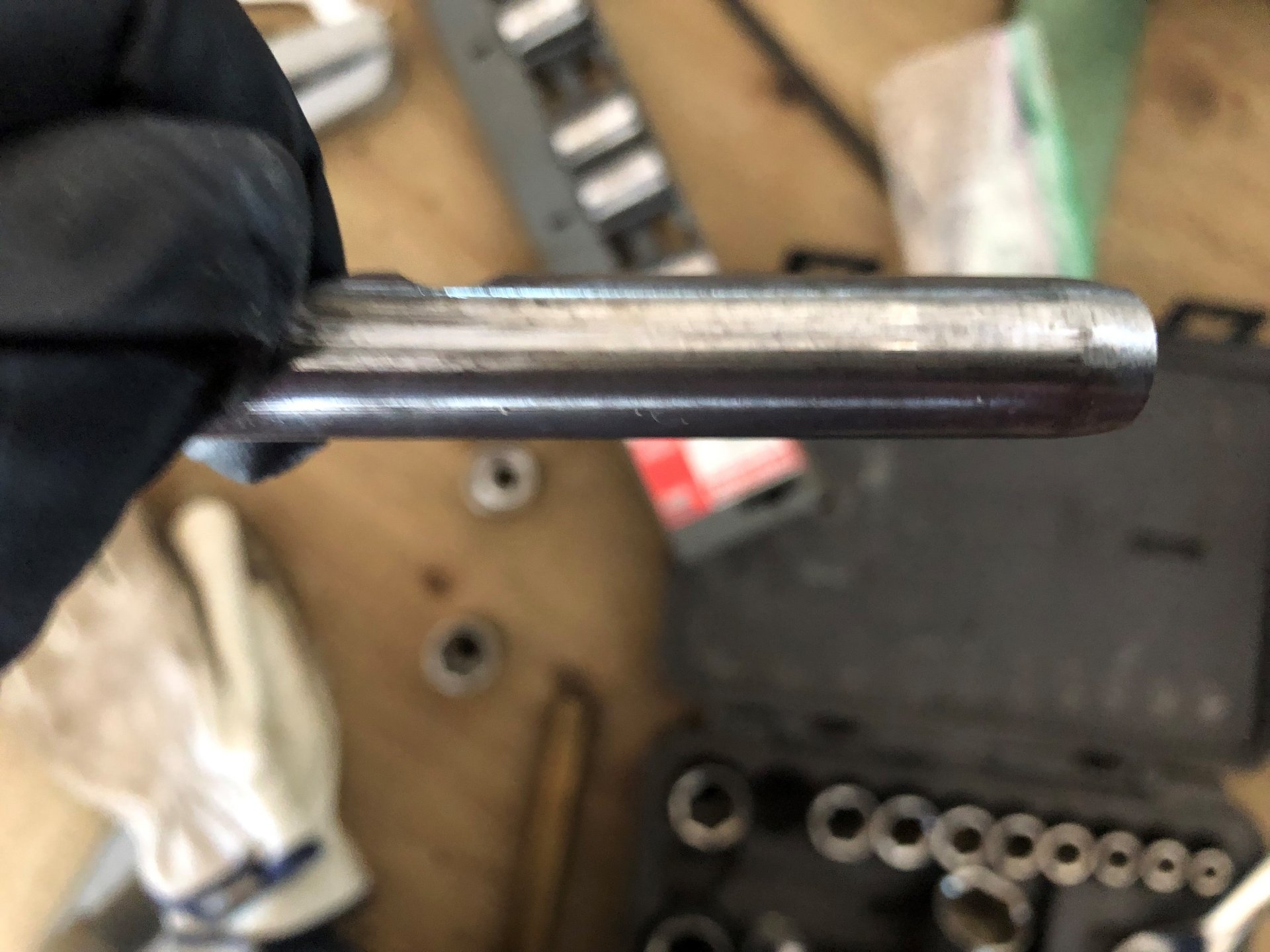 SHIFTING SHAFT HAD TO BE GROUND ON THE END TO REMOVE FROM THE CASE.jpg