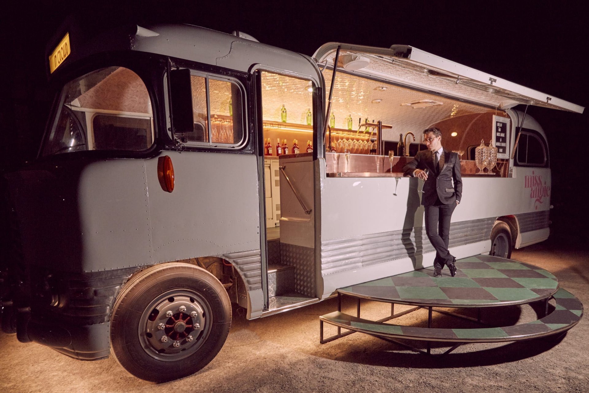 Short Bus Bar.jpg