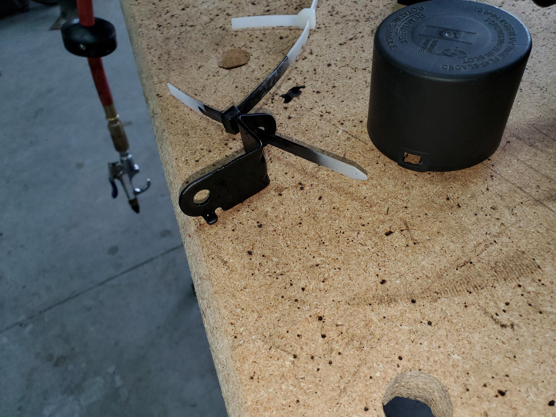 SHOT THE PARKING BRAKE SWITCH WITH RATTLE CAN PAINT.jpg