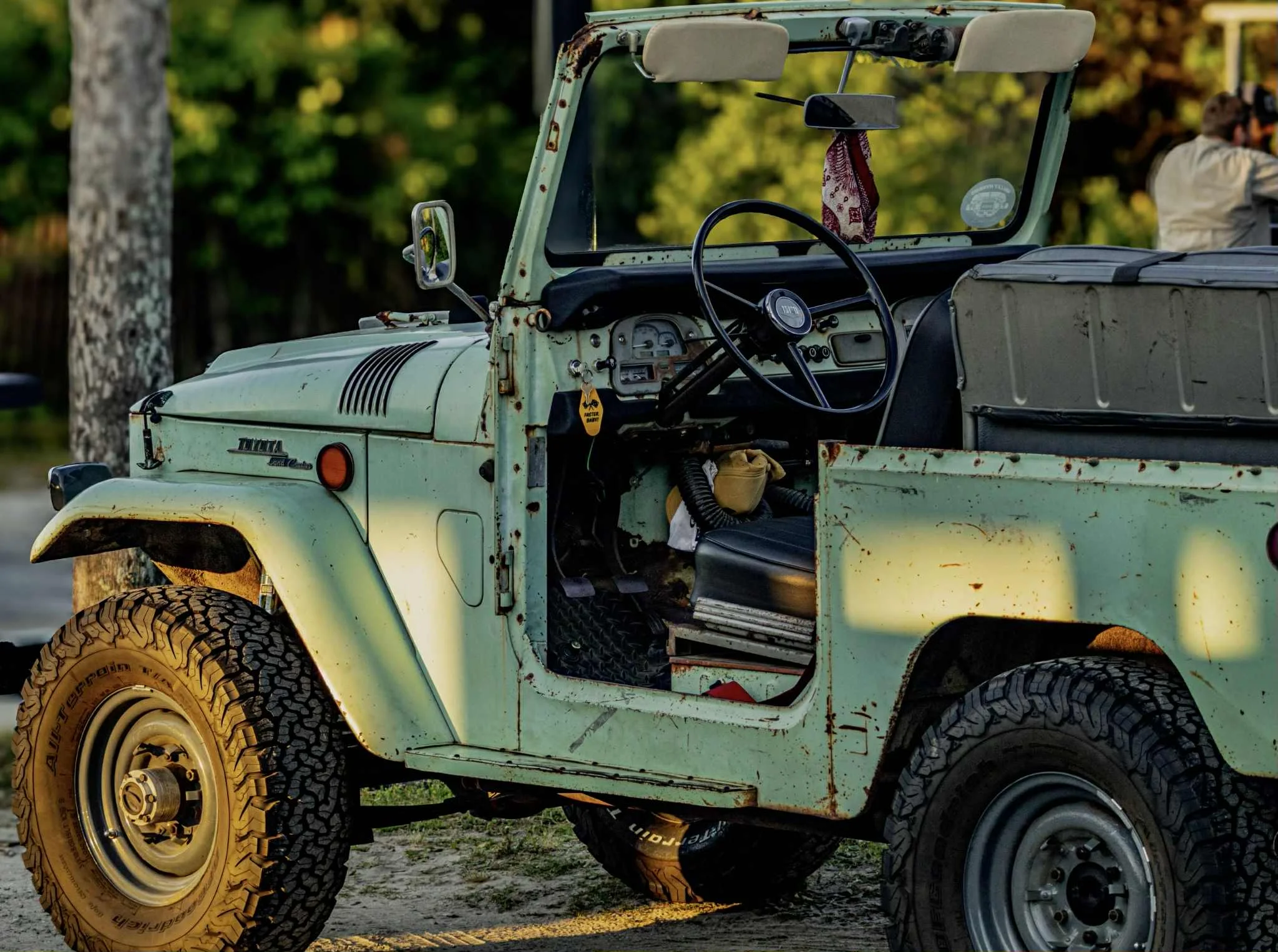 Side FJ40.webp